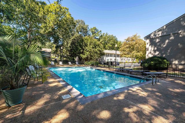 7455 GERMANTOWN SQ, Germantown, TN 38138