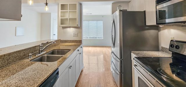 7455 GERMANTOWN SQ, Germantown, TN 38138