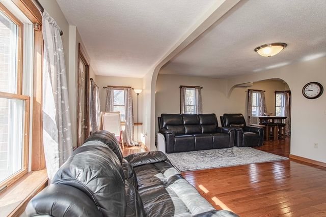 4 Page Street, Fairhaven, MA 02719