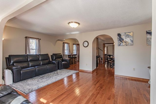 4 Page Street, Fairhaven, MA 02719