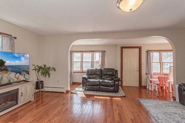 4 Page Street, Fairhaven, MA 02719