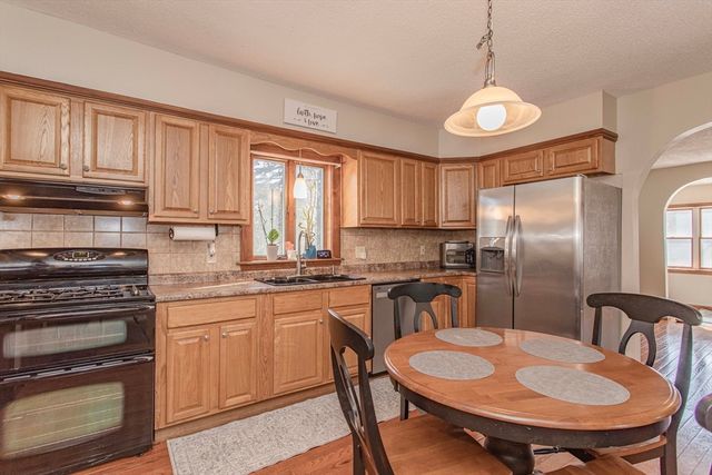 4 Page Street, Fairhaven, MA 02719