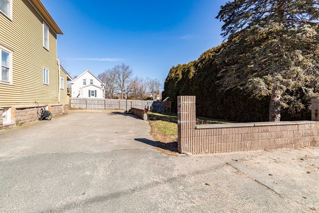 4 Page Street, Fairhaven, MA 02719