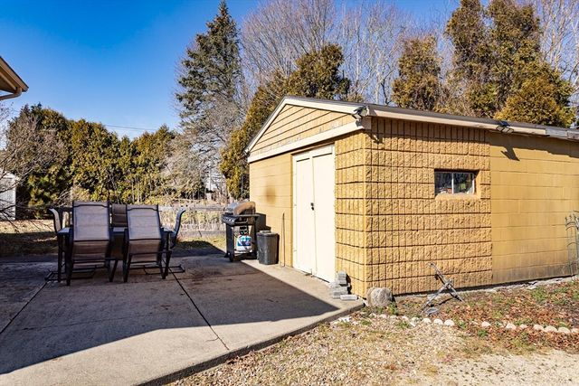 4 Page Street, Fairhaven, MA 02719