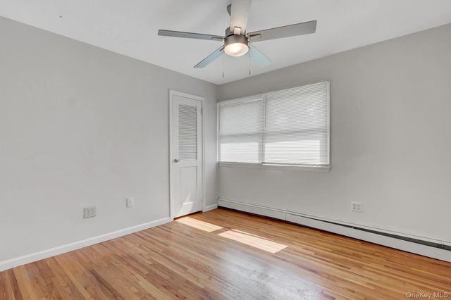 8 Tobi Lane, East Setauket, NY 11733