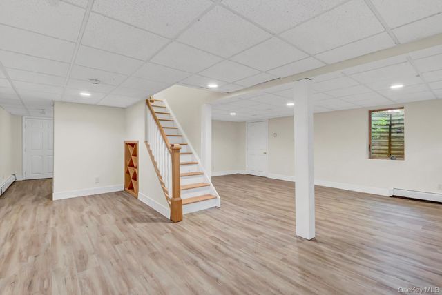 8 Tobi Lane, East Setauket, NY 11733