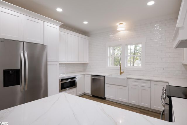 169 Ledo Lane, Fountain Inn, SC 26644