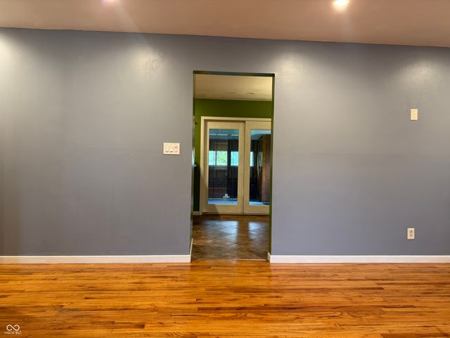 3921 S Olney Street, Indianapolis, IN 46237