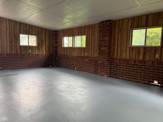 3921 S Olney Street, Indianapolis, IN 46237