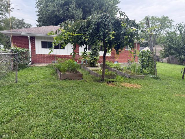 3921 S Olney Street, Indianapolis, IN 46237
