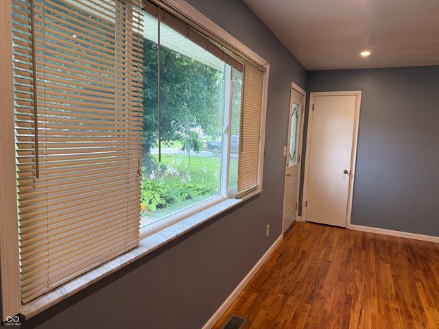 3921 S Olney Street, Indianapolis, IN 46237