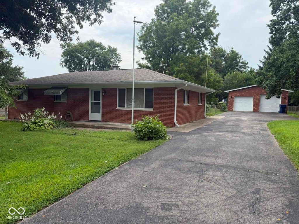 3921 S Olney Street, Indianapolis, IN 46237