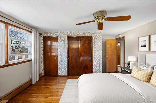 24 Ferndale Drive, Hicksville, NY 11801