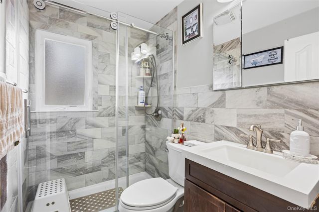 24 Ferndale Drive, Hicksville, NY 11801