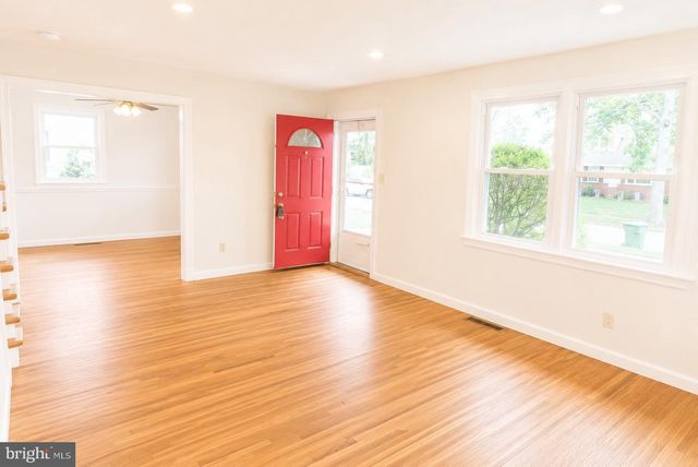 112 SUNNYBROOK RD, Cherry Hill, NJ 08034