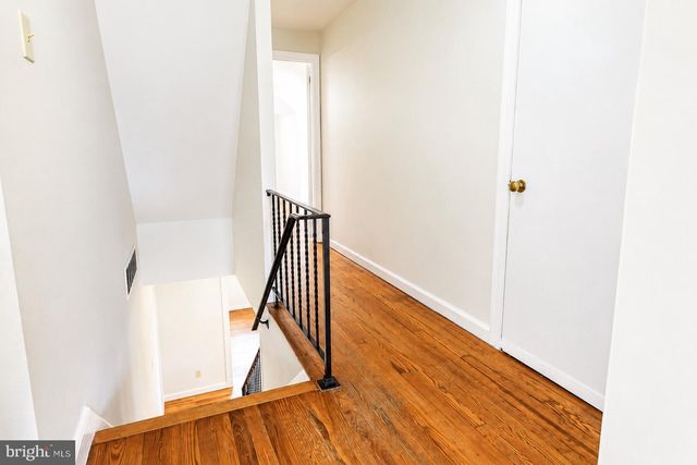 112 SUNNYBROOK RD, Cherry Hill, NJ 08034