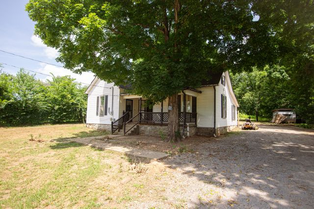605 Moody St, Shelbyville, TN 37160