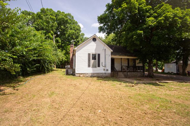 605 Moody St, Shelbyville, TN 37160