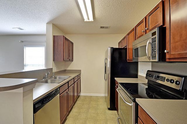 1004 Deerberry Road, Goose Creek, SC 29445