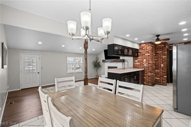 4612 Camellia Lane, North Olmsted, OH 44070