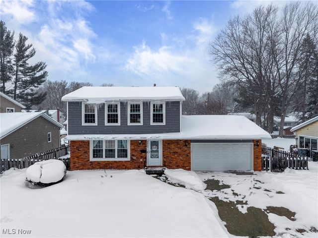 4612 Camellia Lane, North Olmsted, OH 44070