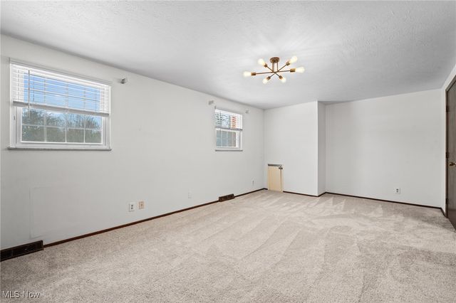 4612 Camellia Lane, North Olmsted, OH 44070