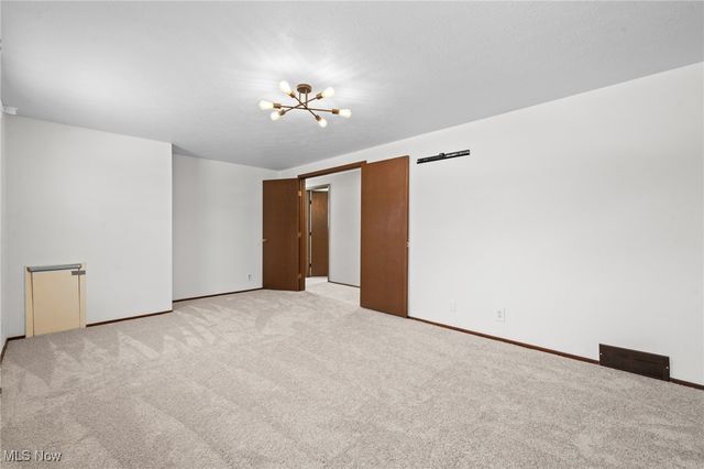 4612 Camellia Lane, North Olmsted, OH 44070