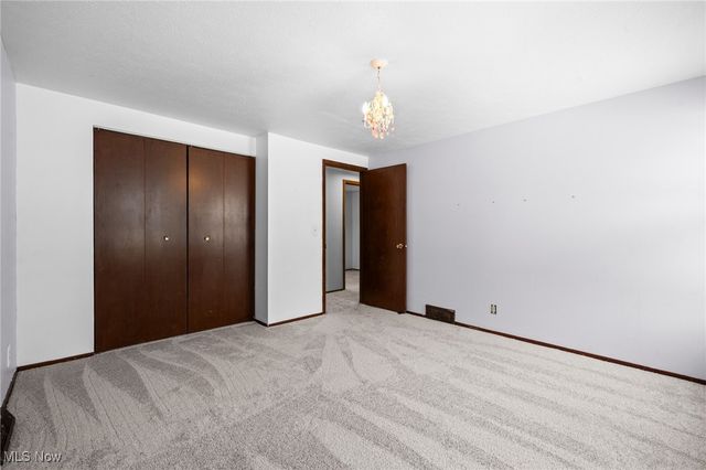 4612 Camellia Lane, North Olmsted, OH 44070