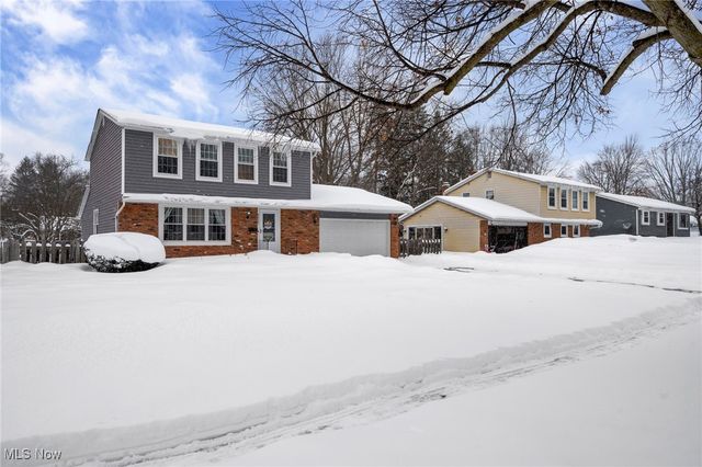 4612 Camellia Lane, North Olmsted, OH 44070