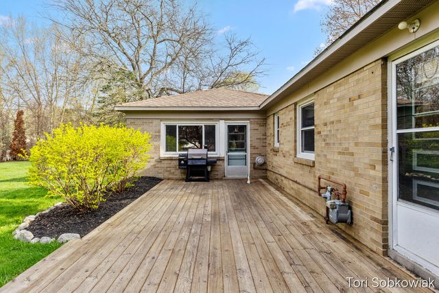 4919 S Green Avenue, Fremont, MI 49412