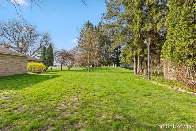 4919 S Green Avenue, Fremont, MI 49412