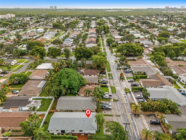 19 SE 4th Terrace, Dania Beach, FL 33004