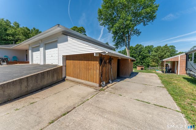 102 Pumpkin Hill Road, Ashford, CT 06278