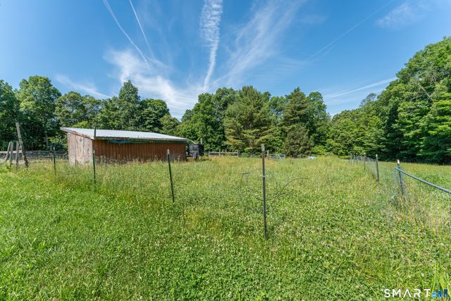 102 Pumpkin Hill Road, Ashford, CT 06278