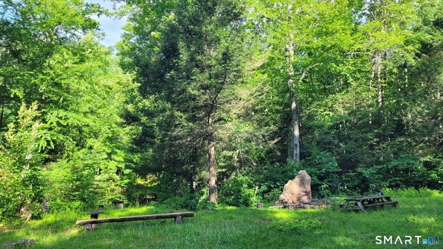 102 Pumpkin Hill Road, Ashford, CT 06278