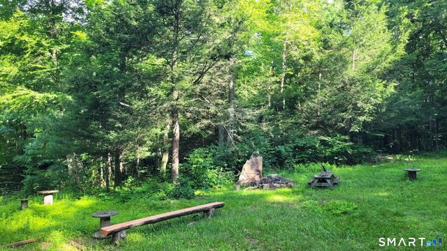 102 Pumpkin Hill Road, Ashford, CT 06278