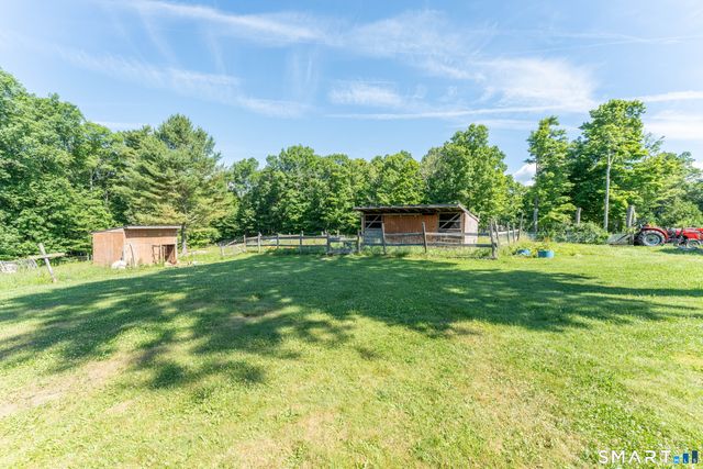 102 Pumpkin Hill Road, Ashford, CT 06278