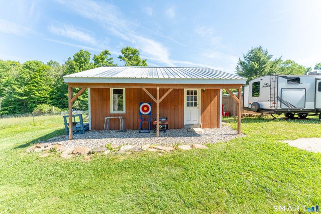 102 Pumpkin Hill Road, Ashford, CT 06278