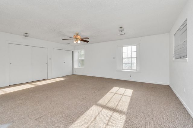 619 E Park Street, Sugar Land, TX 77498