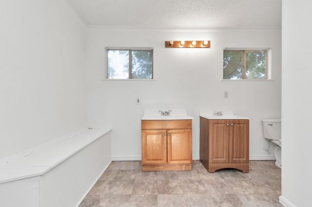 619 E Park Street, Sugar Land, TX 77498