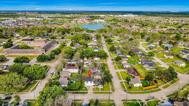 619 E Park Street, Sugar Land, TX 77498