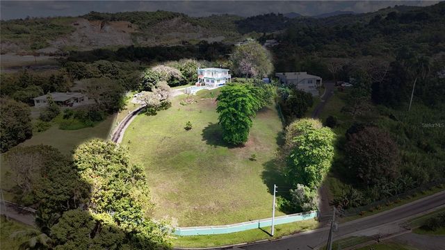 1 CARR 858 KM HM 2 . 1, Carolina, PR 00987