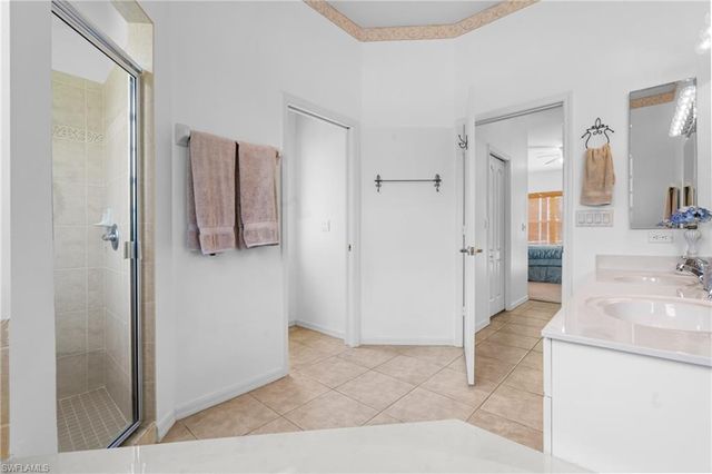 25900 Creekbend DR, Bonita Springs, FL 34135