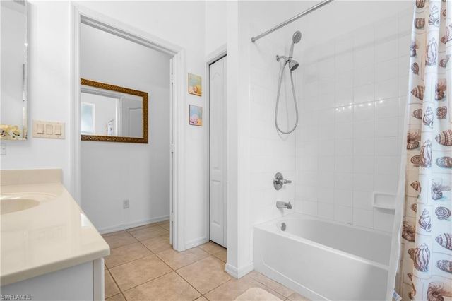 25900 Creekbend DR, Bonita Springs, FL 34135