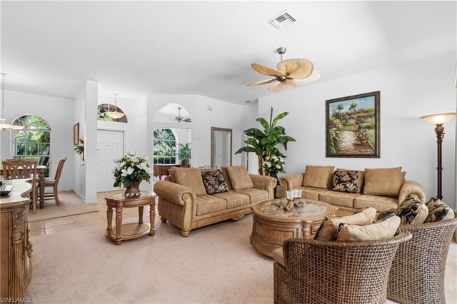 25900 Creekbend DR, Bonita Springs, FL 34135