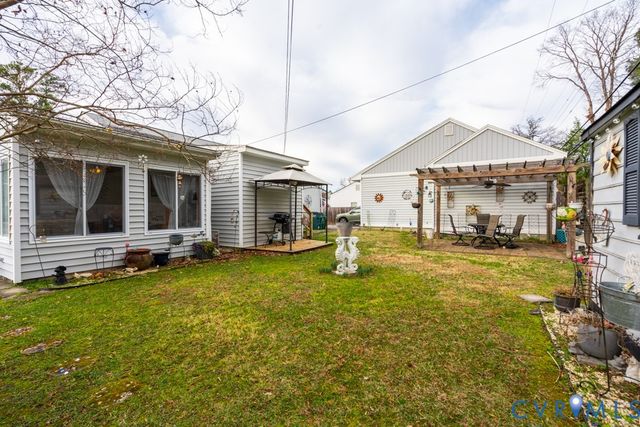 9605 Nandina Dr, Henrico, VA 23228