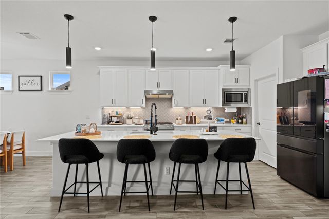 202 Muddy Creek WAY, Kyle, TX 78640