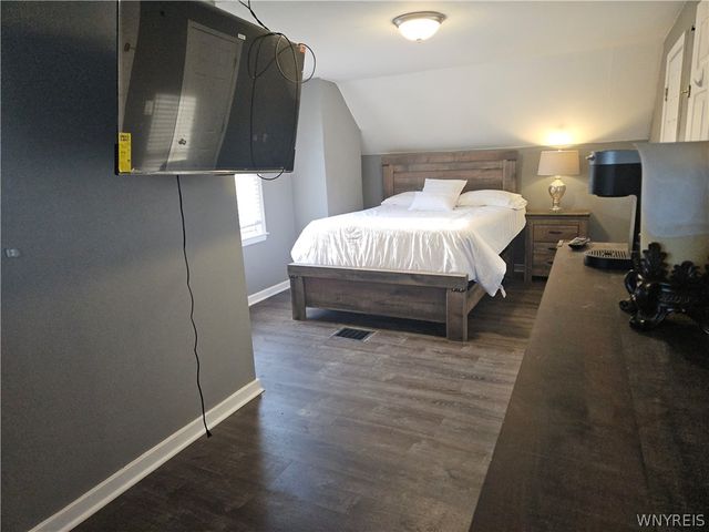 1214 Saunders Sett Road, Lewiston, NY 14305