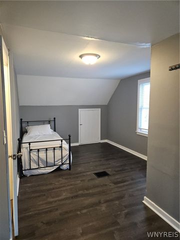 1214 Saunders Sett Road, Lewiston, NY 14305