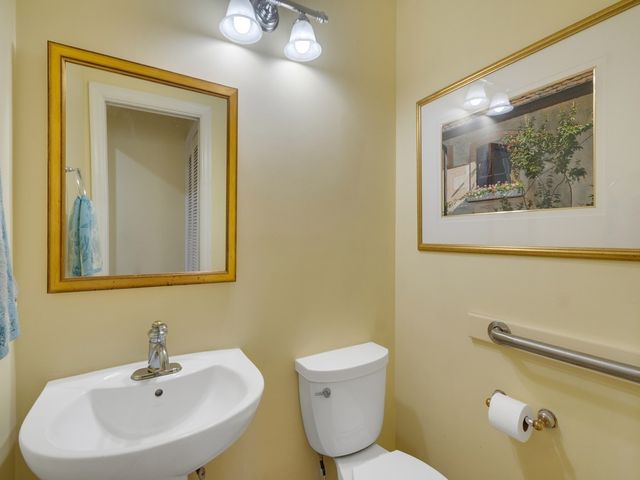 5060 Harmony Circle 102, Vero Beach, FL 32967